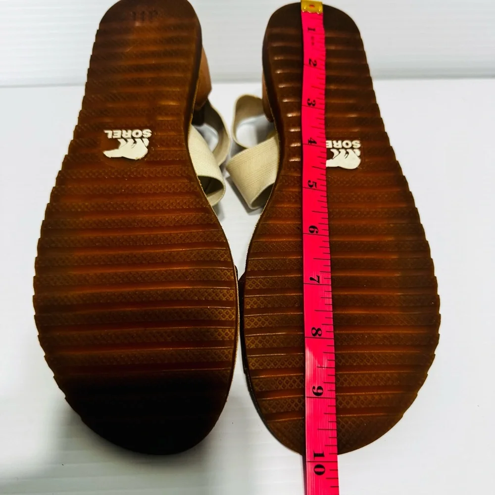 Sorel Ella Metallic Gold and Cream Sandals Size 7 - Picture 13 of 14